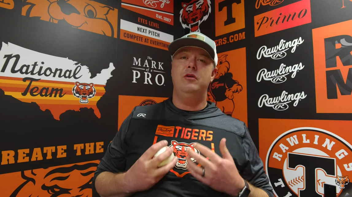 Importance of Adding a Change Up into Your Throwing Routine 